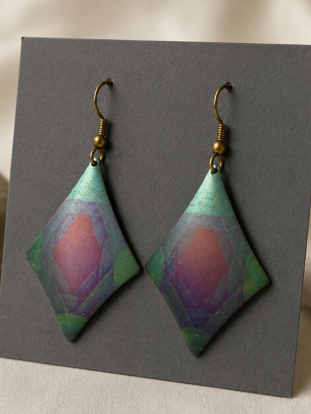 Green Purple Geometric Kite Drop Earrings Gold Tone
